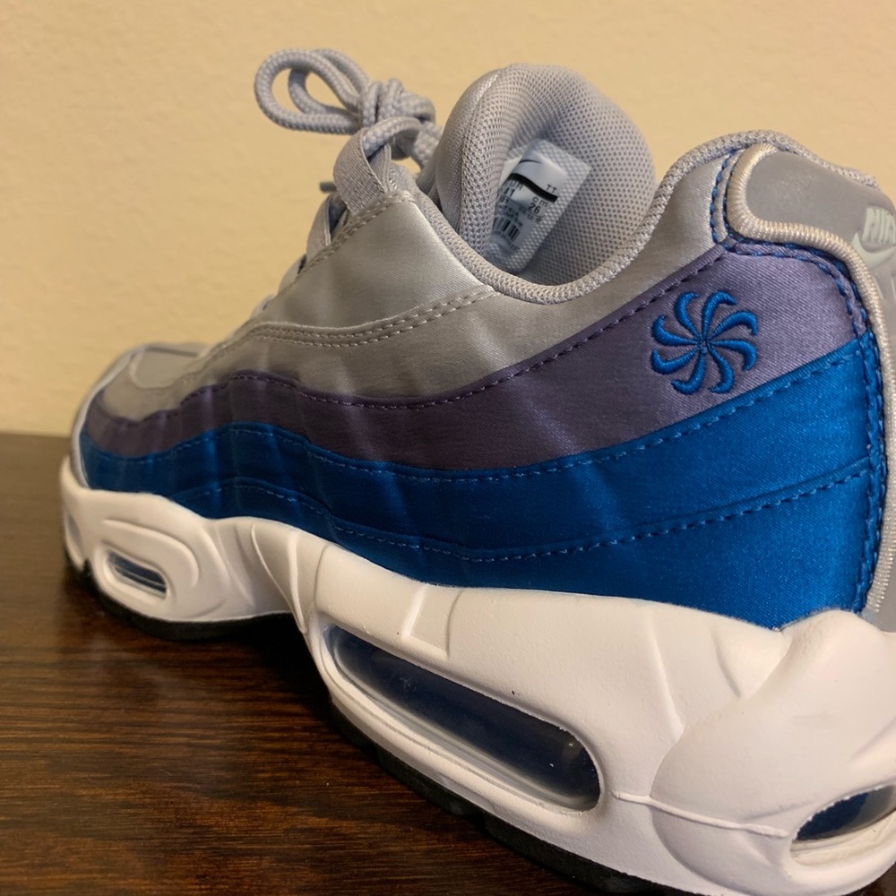 Nike Air Max 95 Pinwheel - Picture 7 of 7